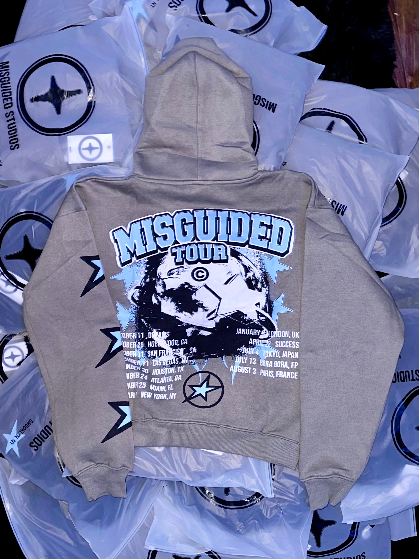MISGUIDED WRLD TOUR HOODIE - ASH GREY